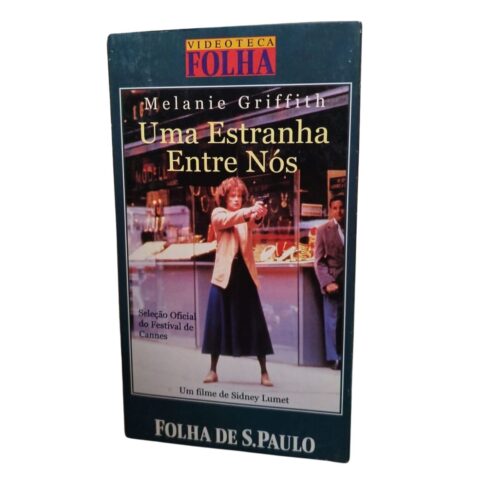 VHS - Uma Estranha entre Nós - Legendado (usado)